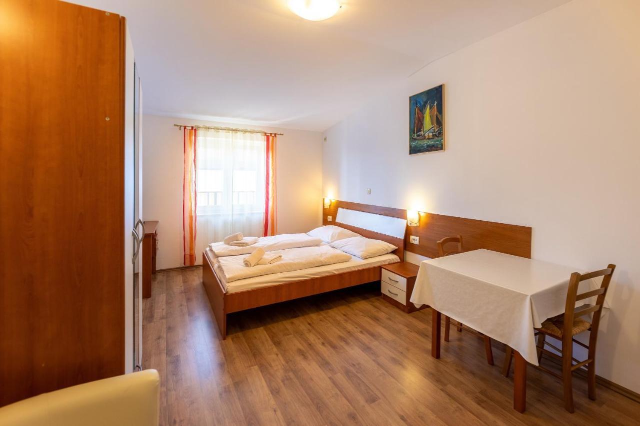 Apartments Liburnija Opatija Exterior foto