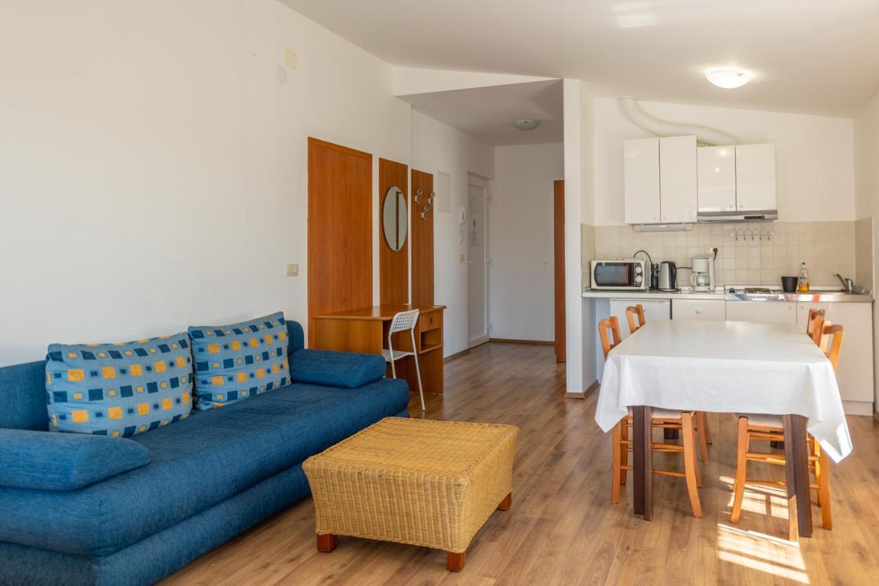 Apartments Liburnija Opatija Exterior foto