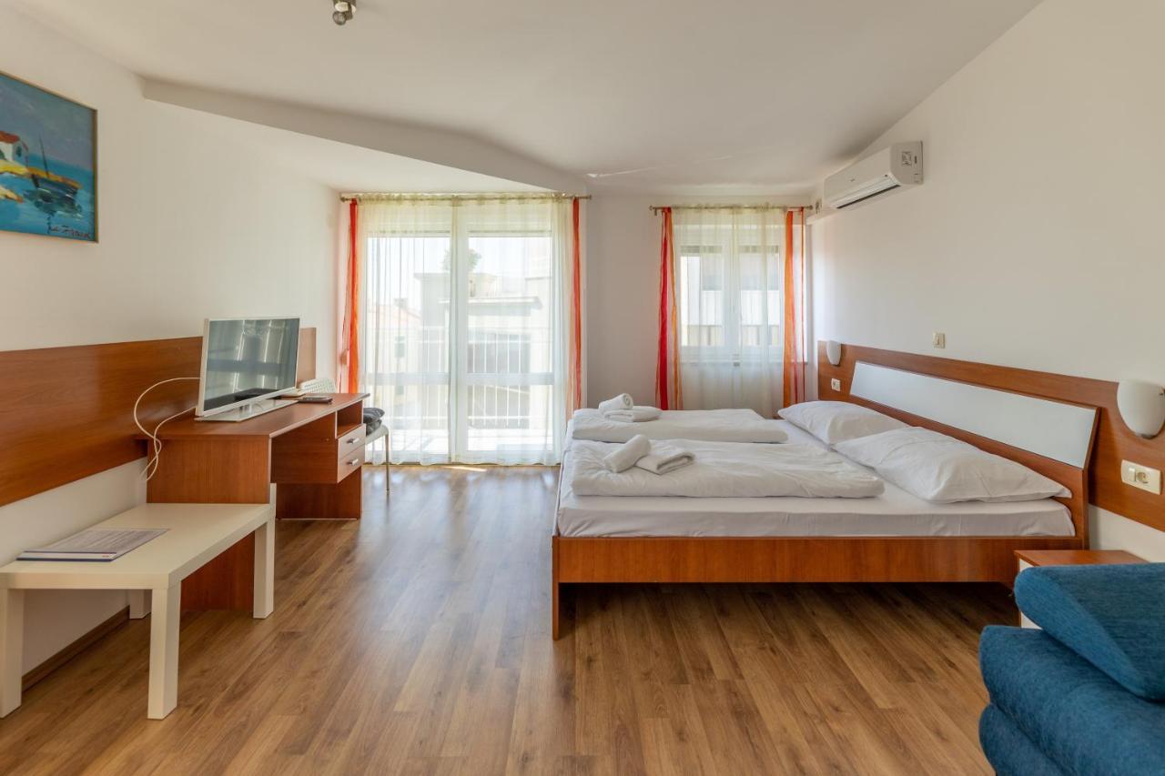 Apartments Liburnija Opatija Exterior foto